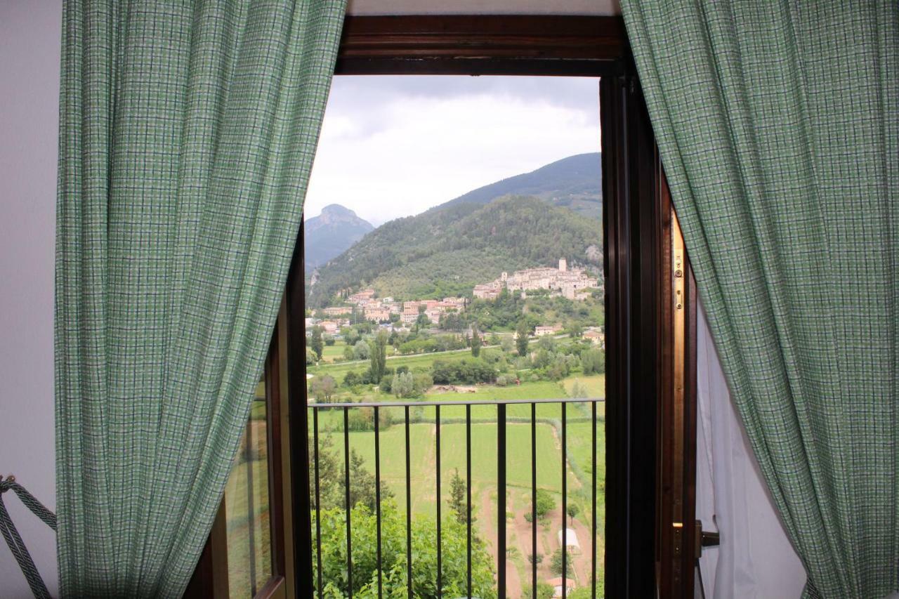 Il Castello Sul Lago Arrone Exterior foto